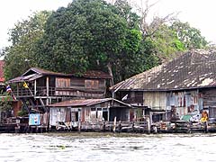 Houses along the Chao Phraya