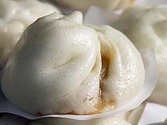 Custardy sweet cream bun